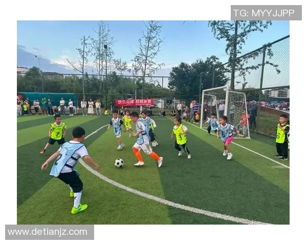 会用足球跳舞的球星让赛场变成舞台展现运动与艺术的完美融合