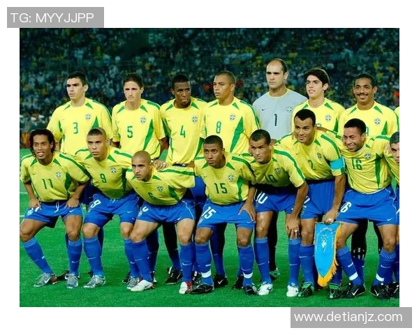 足球场上的颜值巅峰：全球最帅球星十一人阵容分析